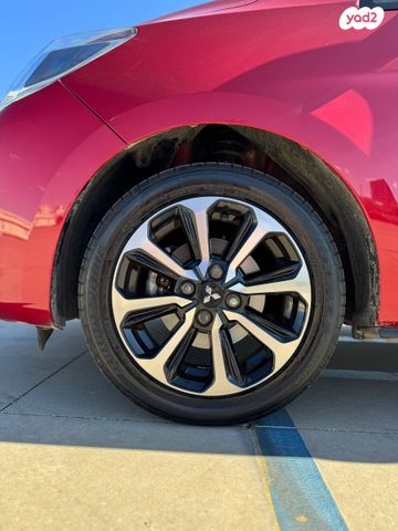 מיצובישי ספייס סטאר