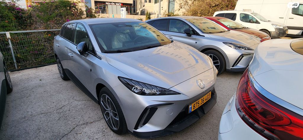 מודעת רכב אם ג'י MG4