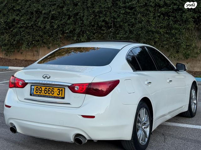 אינפיניטי Q50