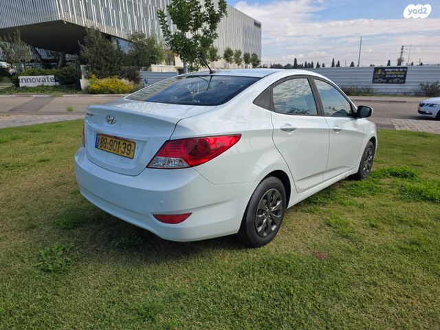 יונדאי אקסנט i25