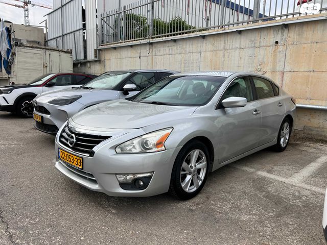 מודעת רכב ניסאן אלטימה