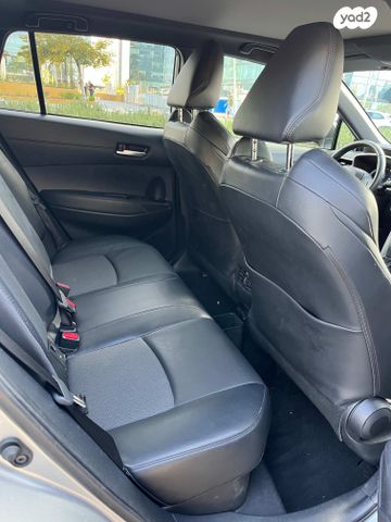 טויוטה קורולה קרוס