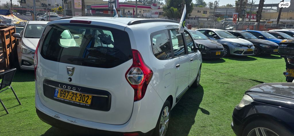 דאצ'יה לודג'י