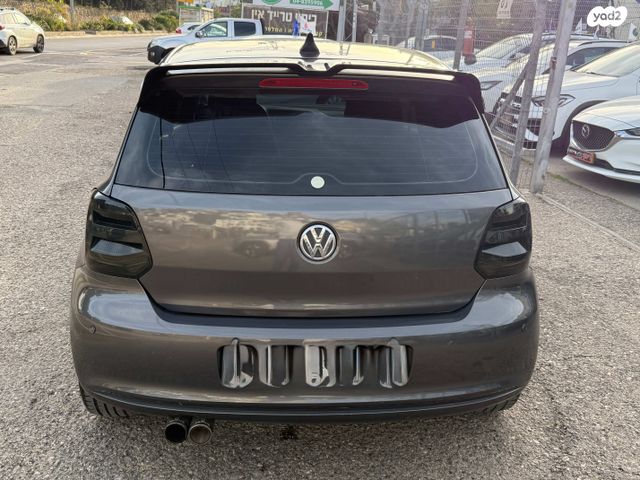 פולקסווגן פולו 