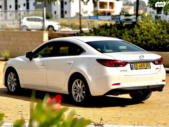מאזדה 6