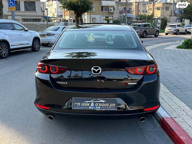 מאזדה 3