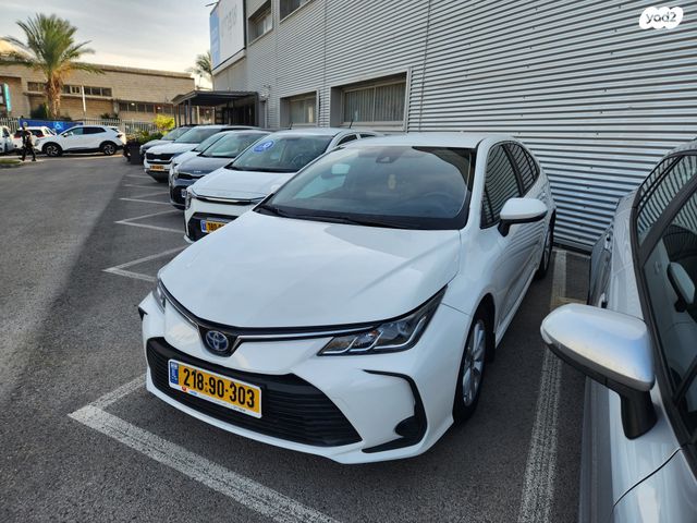 טויוטה קורולה