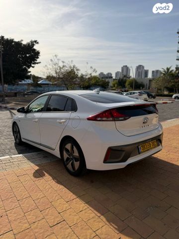 יונדאי איוניק