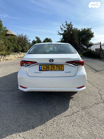 מודעת רכב טויוטה קורולה 2