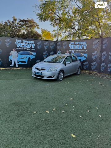 טויוטה אוריס