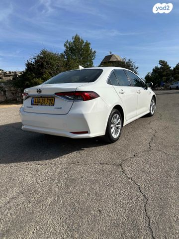 טויוטה קורולה