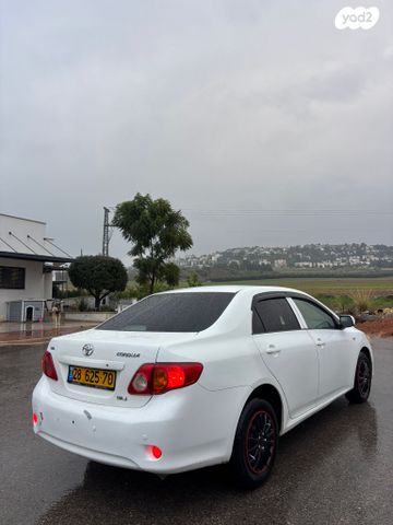 טויוטה קורולה