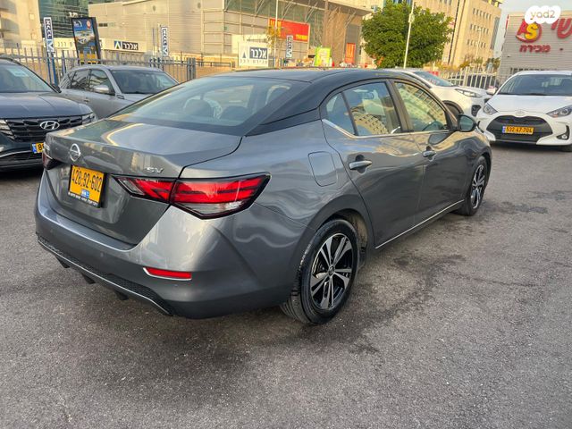 ניסאן סנטרה