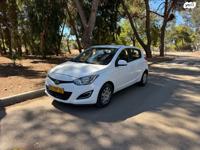 מודעת רכב יונדאי i20