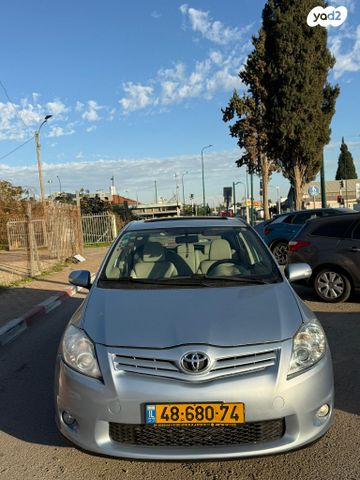 מודעת רכב טויוטה אוריס