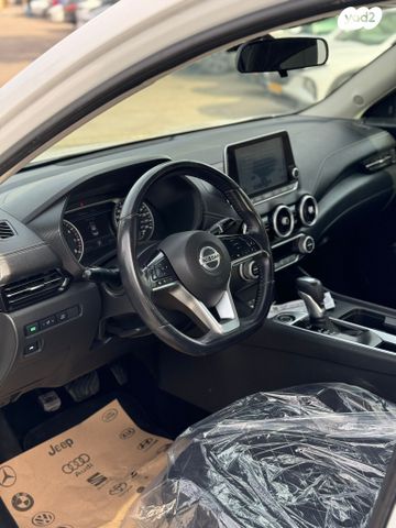 ניסאן סנטרה