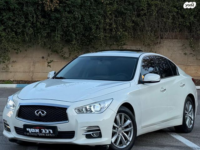 אינפיניטי Q50