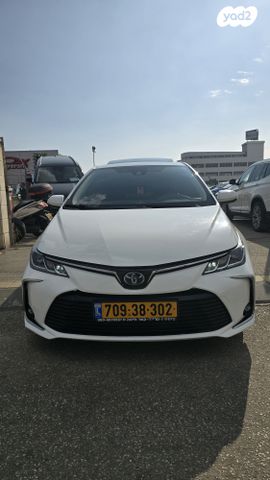 טויוטה קורולה