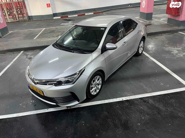 מודעת רכב טויוטה קורולה