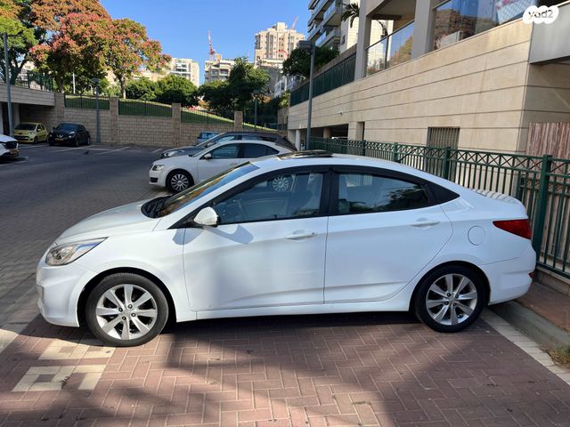 יונדאי אקסנט i25