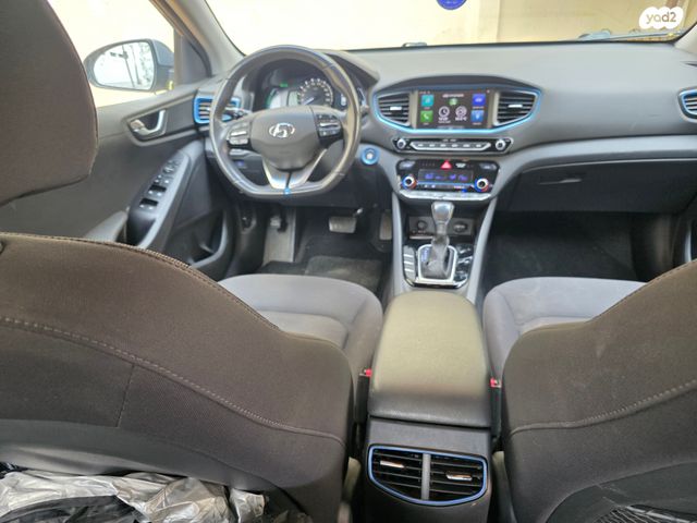 יונדאי איוניק