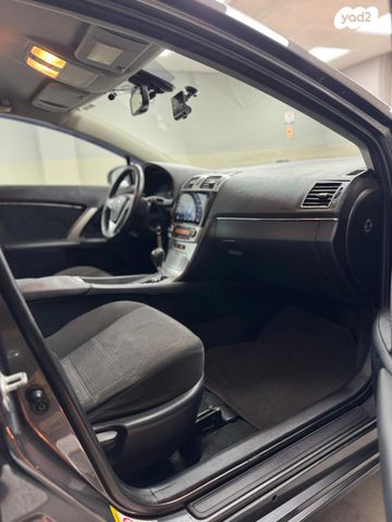 טויוטה אוונסיס