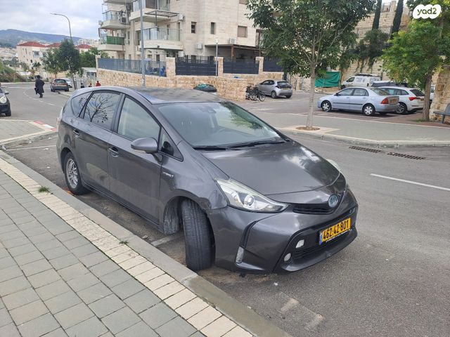 מודעת רכב טויוטה פריוס פלוס