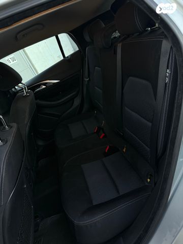 אינפיניטי Q30