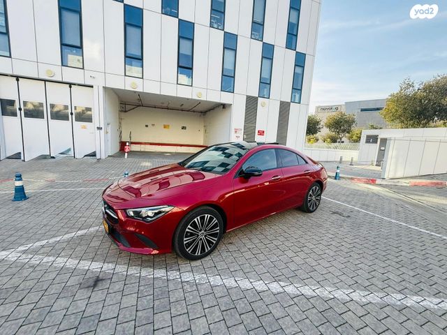 מודעת רכב מרצדס-בנץ CLA