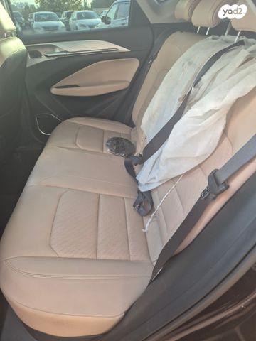 ג׳ילי Geometry C