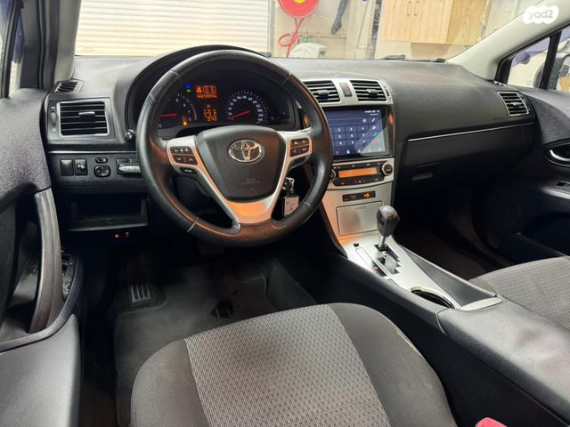 טויוטה אוונסיס