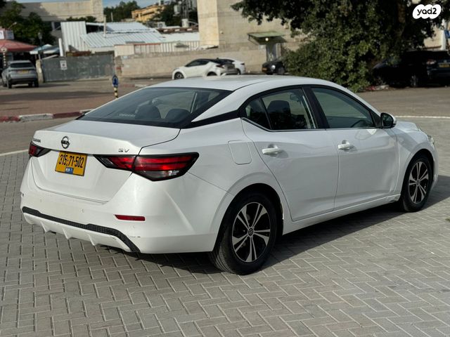 ניסאן סנטרה