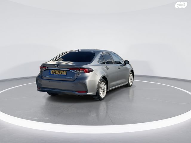 טויוטה קורולה