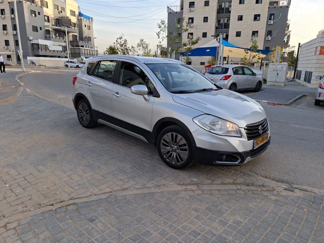 סוזוקי קרוסאובר