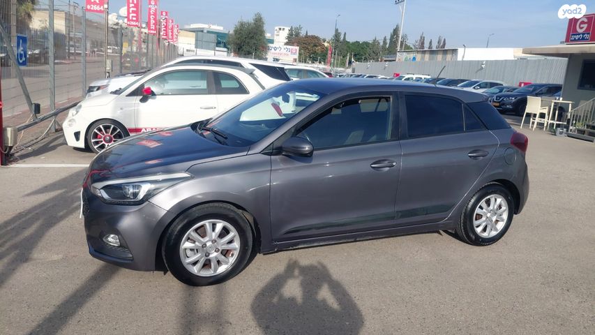 מודעת רכב יונדאי i20