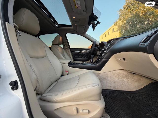 אינפיניטי Q50