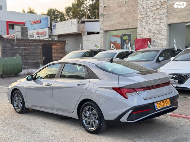 יונדאי אלנטרה