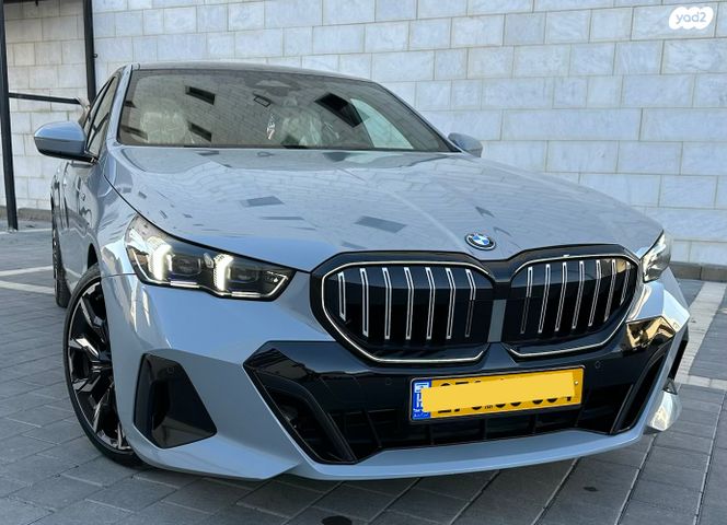 מודעת רכב ב מ וו סדרה 5