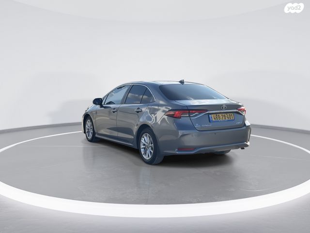 טויוטה קורולה