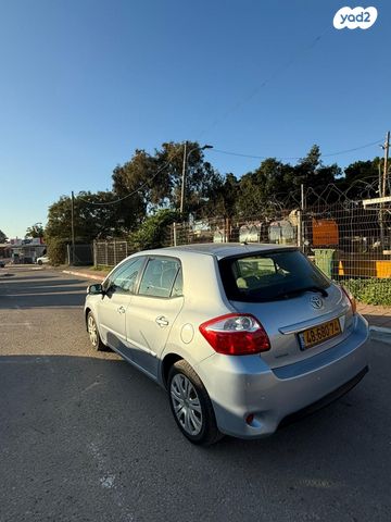 טויוטה אוריס