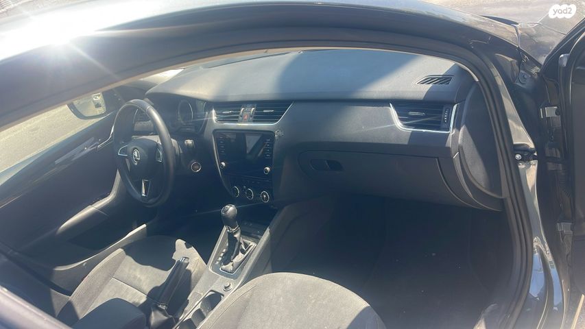 סקודה אוקטביה