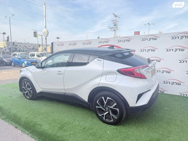 טויוטה C-HR