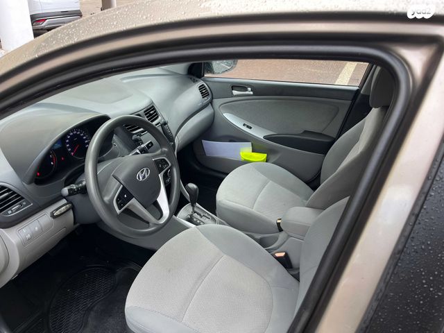 יונדאי אקסנט i25