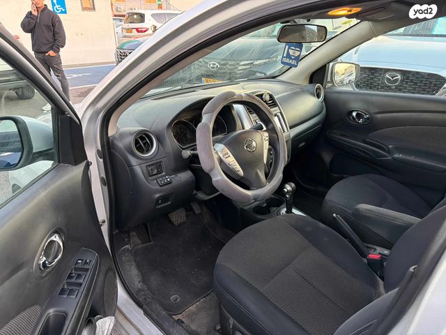 ניסאן אלמרה