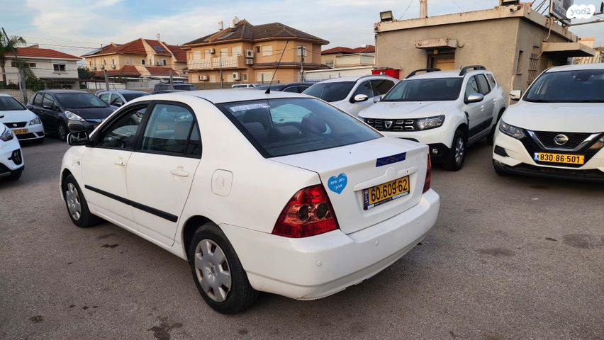 טויוטה קורולה