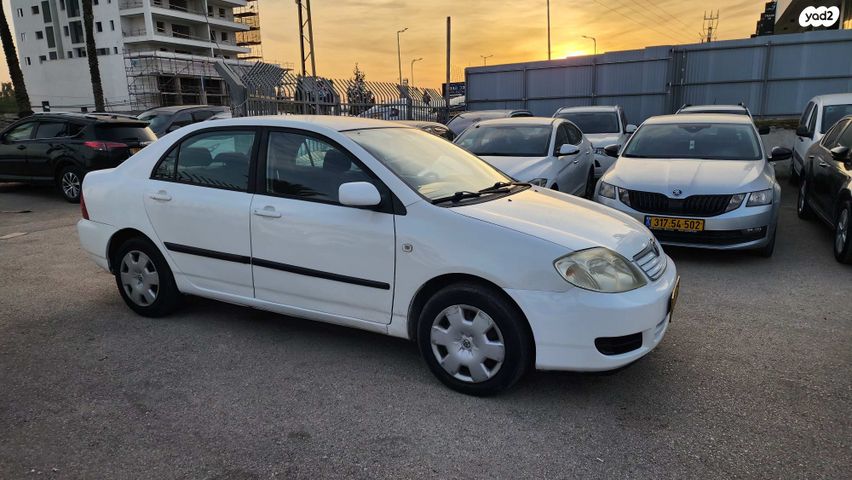 טויוטה קורולה