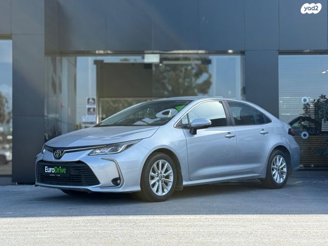 מודעת רכב טויוטה קורולה