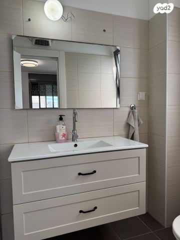 דירה, שדרות יצחק רבין 10, פארק המושבה, באר יעקב