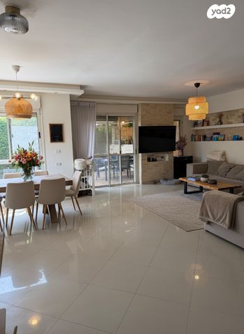 זבולון המר 11