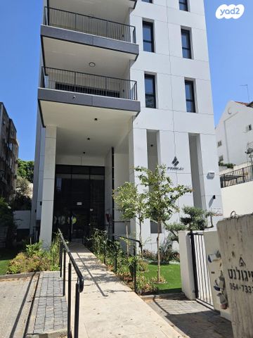 לוין אפשטיין 37